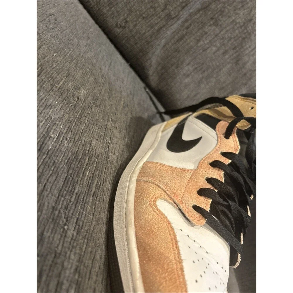 Nike Air Jordan 1 Mid Men’s Size 11 — Gently Used, Great Condition - Picture 4 of 6